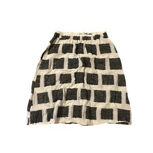 Pillar made in Canada linen midi skirt check